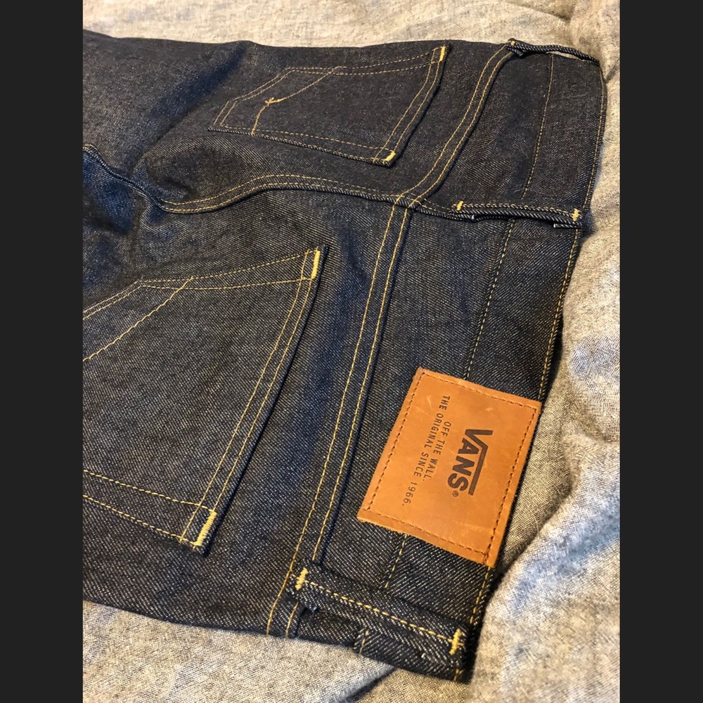 Vans V76 style jeans size W32 x L34
